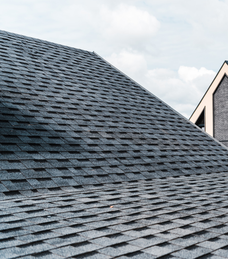 Beautiful new asphalt shingle roof